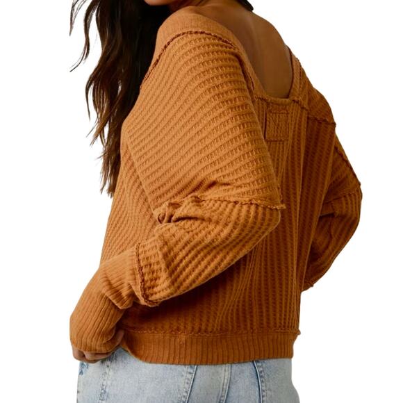 We The Free Sweaters - Free People New Magic Thermal Waffle Top in Pretty Penny